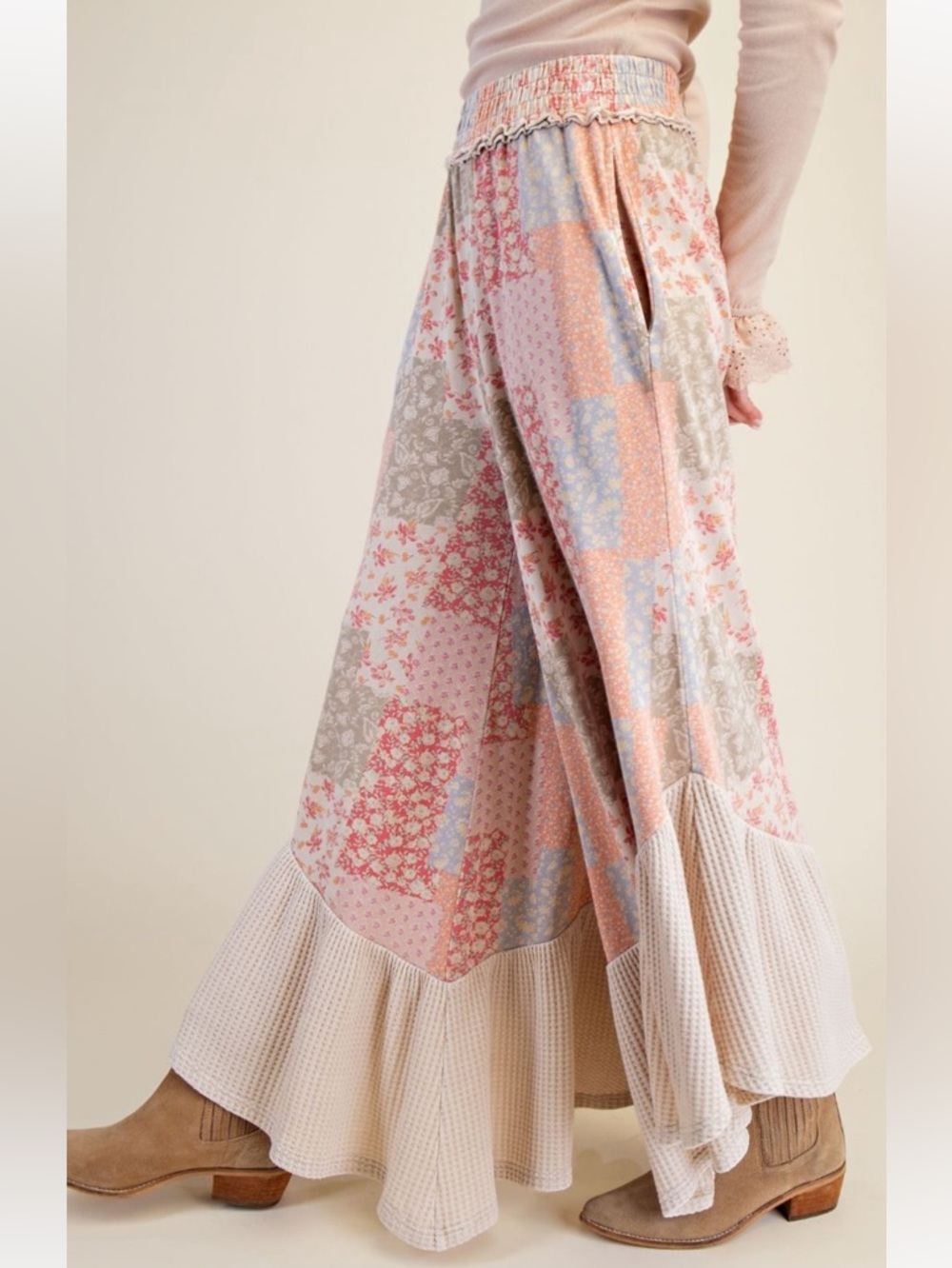 Easel Patchwork Printed Pants - Picture 4 of 6